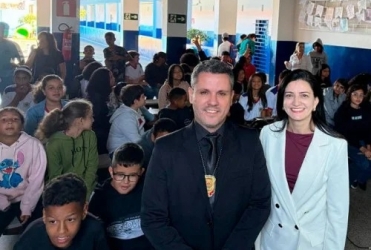 Palestra sobre bullying leva reflexão e conscientização a estudantes em Patos de Minas