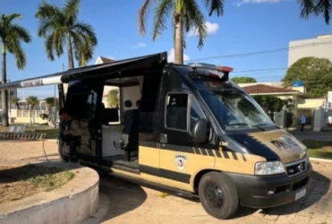 Patos de Minas - Criminoso invade apartamento e furta 3 mil reais, celular e cartões bancários no bairro Ipanema