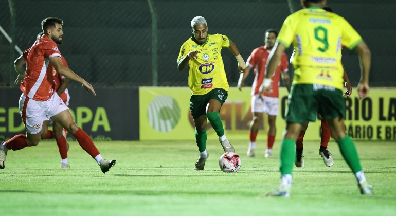 Mamoré perde para o Uberaba em Patos de Minas pelo Campeonato Mineiro Módulo II