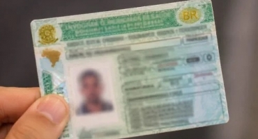 Brasil bate recorde histórico na emissão de CNHs em 2026